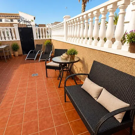 Almohabenos Pool View